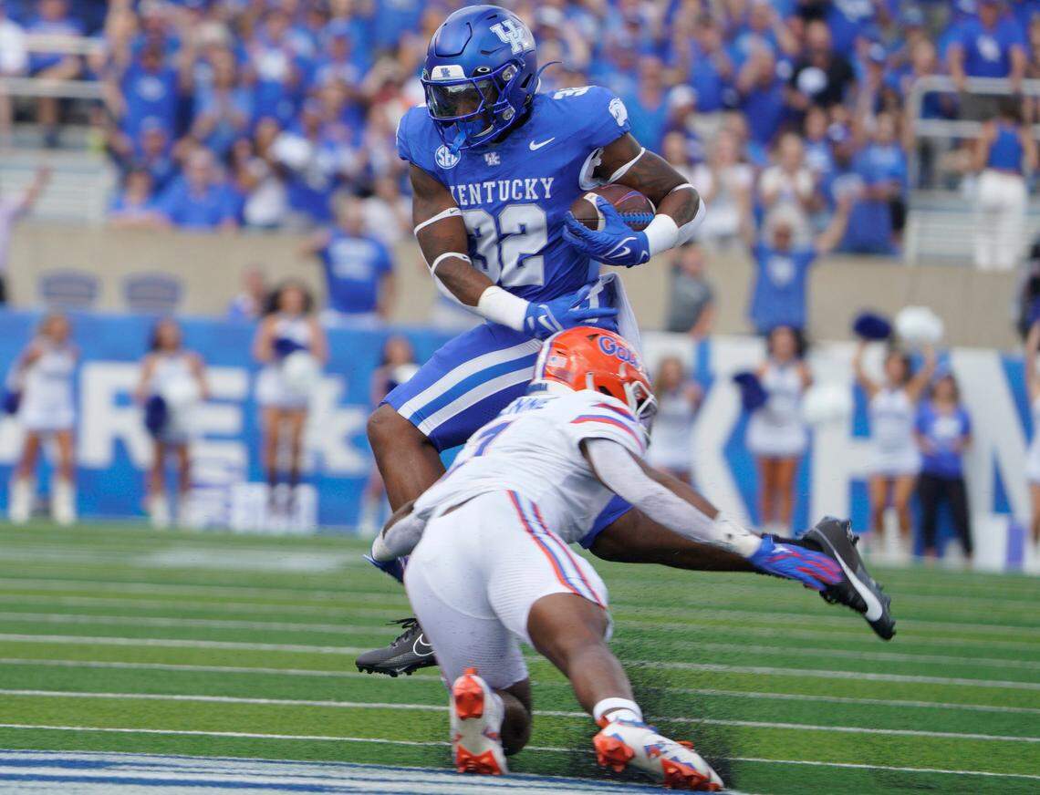 Linebacker Trevin Wallace is tied for Kentucky’s team lead with 2.5 sacks despite missing the Missouri game with an injury.