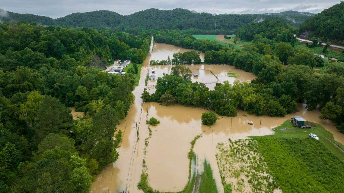 Kentucky basketball team will hold open practice Tuesday as part of flood relief efforts