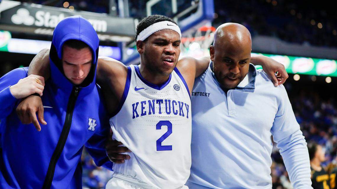 Kentucky starting guard Sahvir Wheeler leaves exhibition game with injury