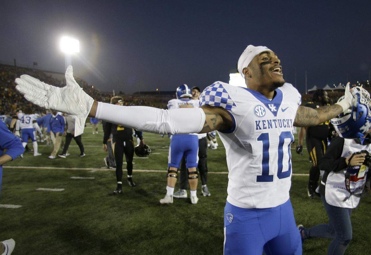 Kentucky running back A.J. Rose celebrated after the Wildcats’ win at Missouri last year. Rose leads a contingent of running backs hoping to replace the production lost when all-time UK rushing leader Benny Snell moved on to the NFL.