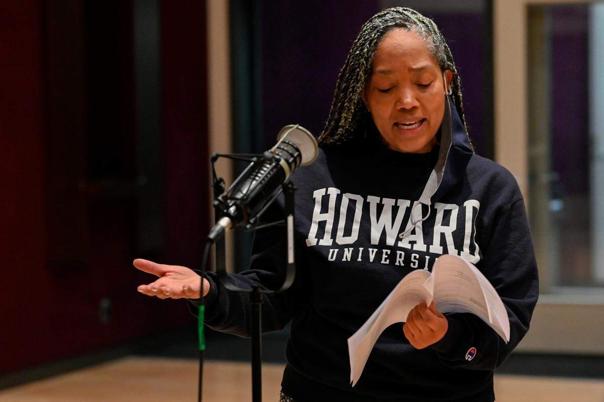 Nieta Wigginton is Baby Ruth Mitchell in “No More Leftovers” by Frank X Walker. AthensWest Theatre Company is producing the radio play “Last-Minute Gifts” with WUKY-FM 91.3. Recording took place at the WUKY studios, 2640 Spurr Road in Lexington, Kentucky on Dec. 4 and 5, 2021. The shows air Dec. 20 and 25, 2021.