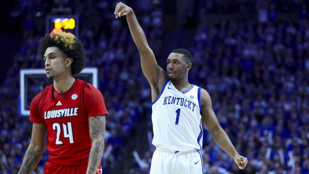 Former Kentucky point guard Lamont Butler (1) made all 10 of his shots in last season’s win over Louisville at Rupp Arena. The Wildcats and Cardinals will renew their rivalry Tuesday at the KFC Yum Center. 