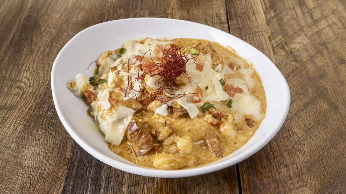 Palmer’s Fresh Grill Cajun-style Shrimp & Grits