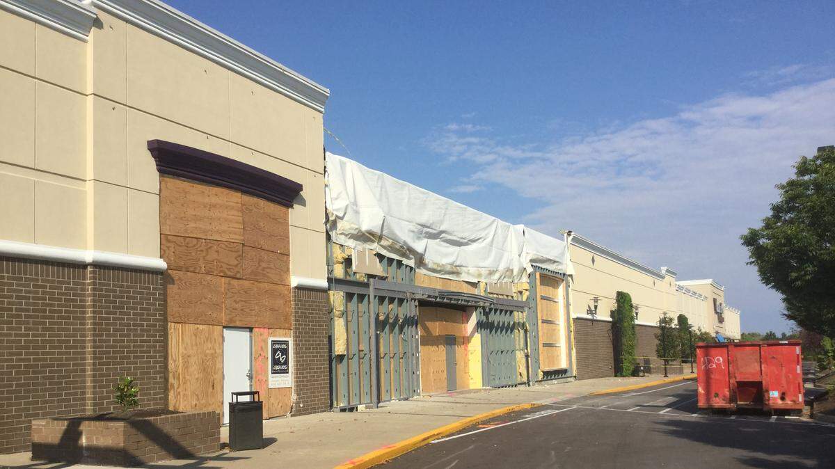Looks like Total Wine & More could be opening a location in Hamburg as early as next year. A company spokesman declined to comment but work already has begun on the site.