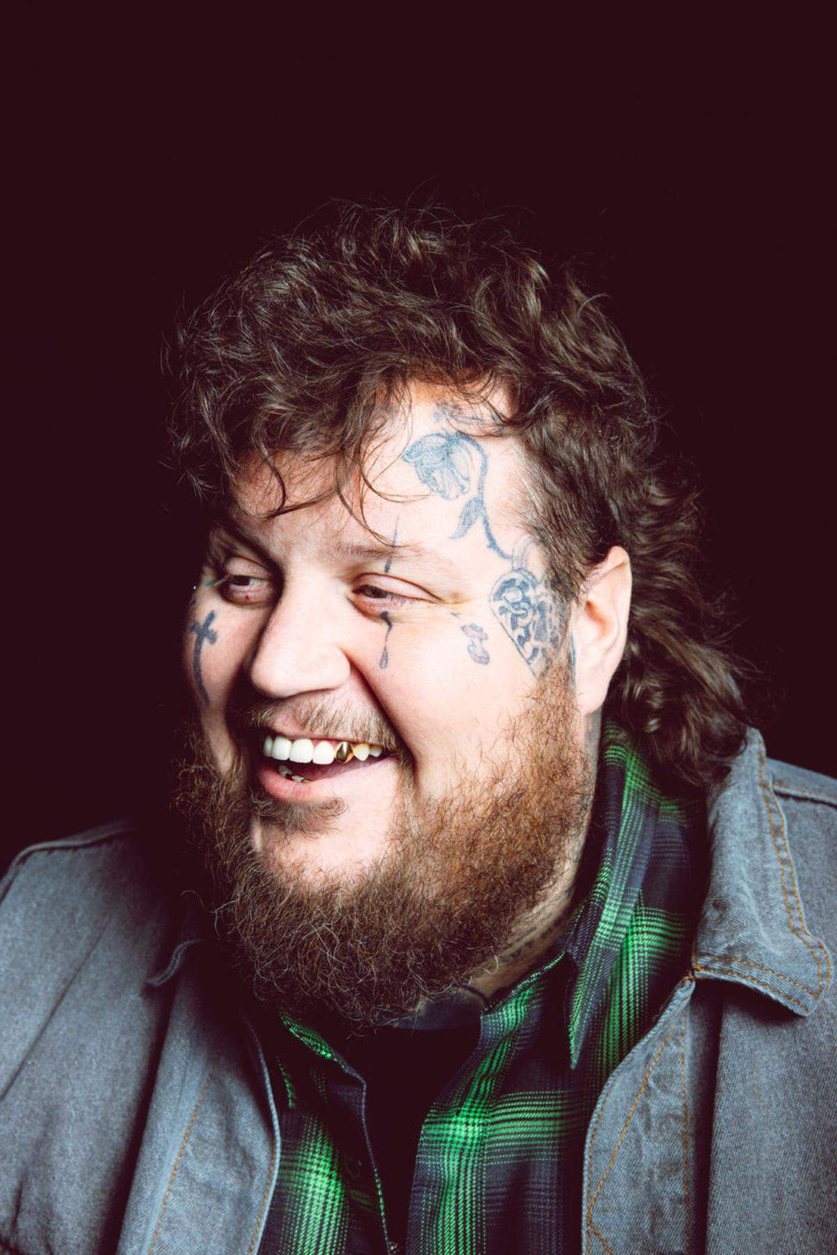Jason Bradley DeFord, also known as Jelly Roll, began his music career in hip-hop and rap before gradually moving into the country genre where he has had surprising success.