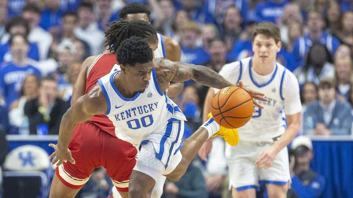 See stats from Kentucky’s 77-51 season-opening win over Nicholls