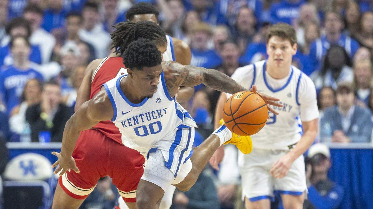 See stats from Kentucky’s 77-51 season-opening win over Nicholls
