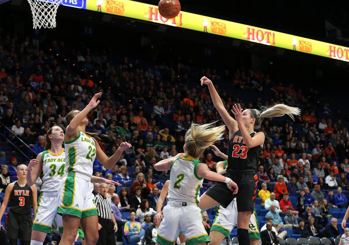 Ryle’s star Maddie Scherr, shooting, was announced as the 2020 Kentucky Miss Basketball Award winner Sunday. The point guard will join Kentucky’s 2016 Miss Basketball, ex-Elizabethtown star Erin Boley, on the roster of the Oregon Ducks next season.
