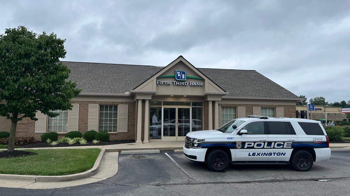 A suspect stole a small amount of cash from a Fifth-Third bank branch on Walden Drive on July 25, 2022 in Lexington, Ky.