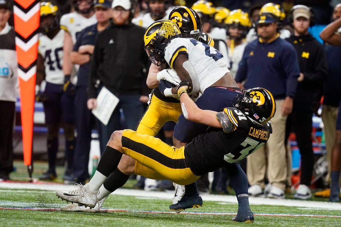 Iowa linebacker Jack Campbell (31) leads the Hawkeyes in tackles and has scored touchdowns this season via both fumble recovery and interception return.