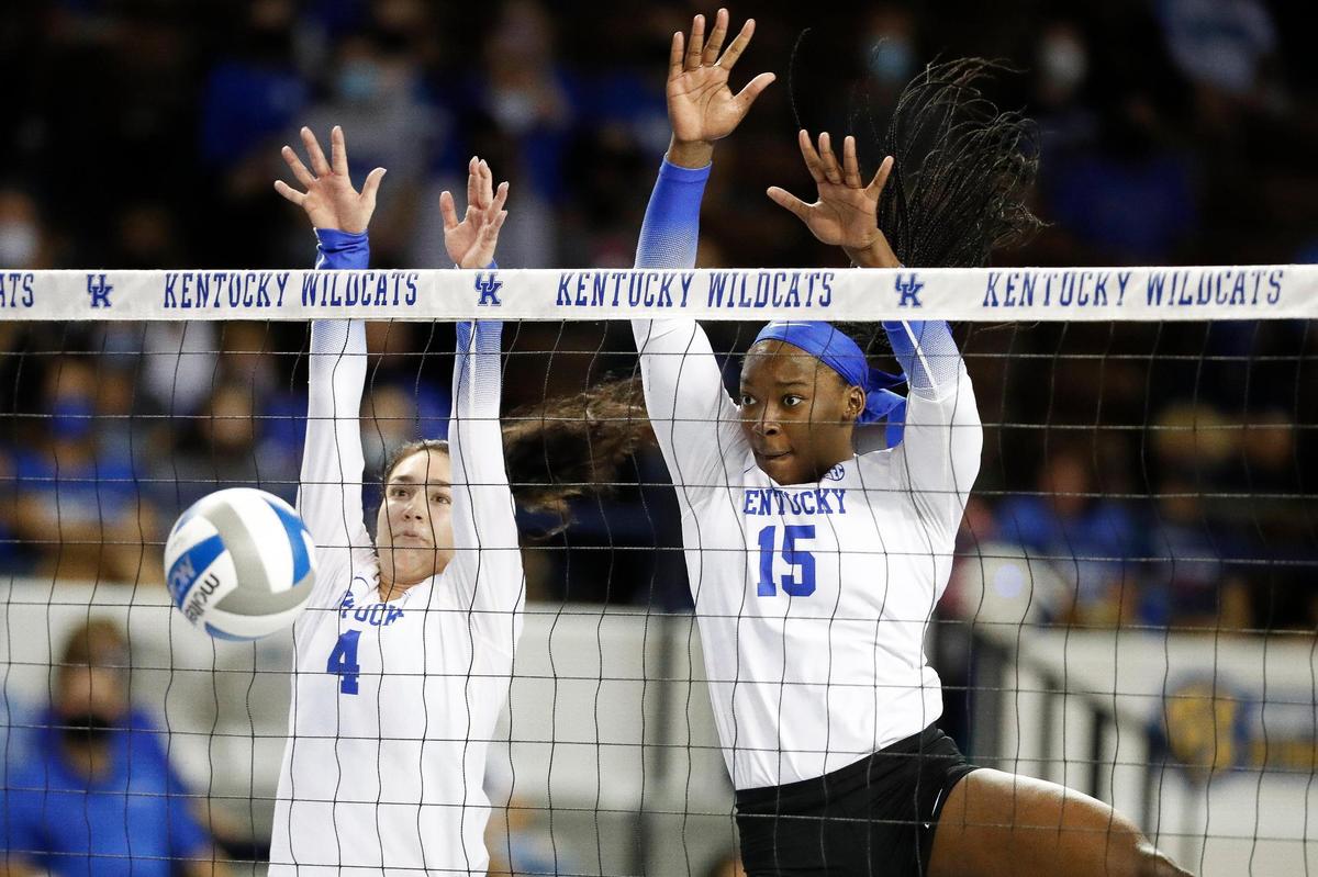 Emma Grome (4) and Azhani Tealer (15) have played key roles in leading Kentucky to a first-place tie atop the SEC this season.