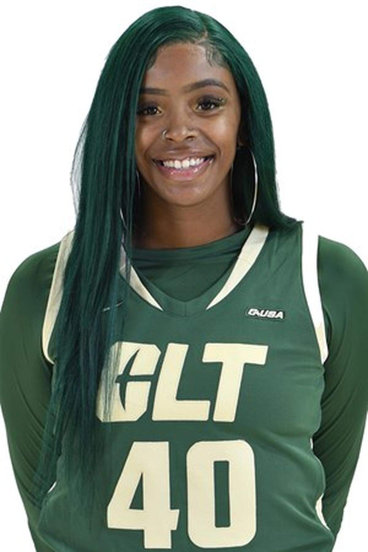 Former Kentucky Wildcats forward KeKe McKinney made a triumphant return to the commonwealth when her new team, Charlotte, scored a 79-74 overtime victory over Western Kentucky last Thursday in Bowling Green.
