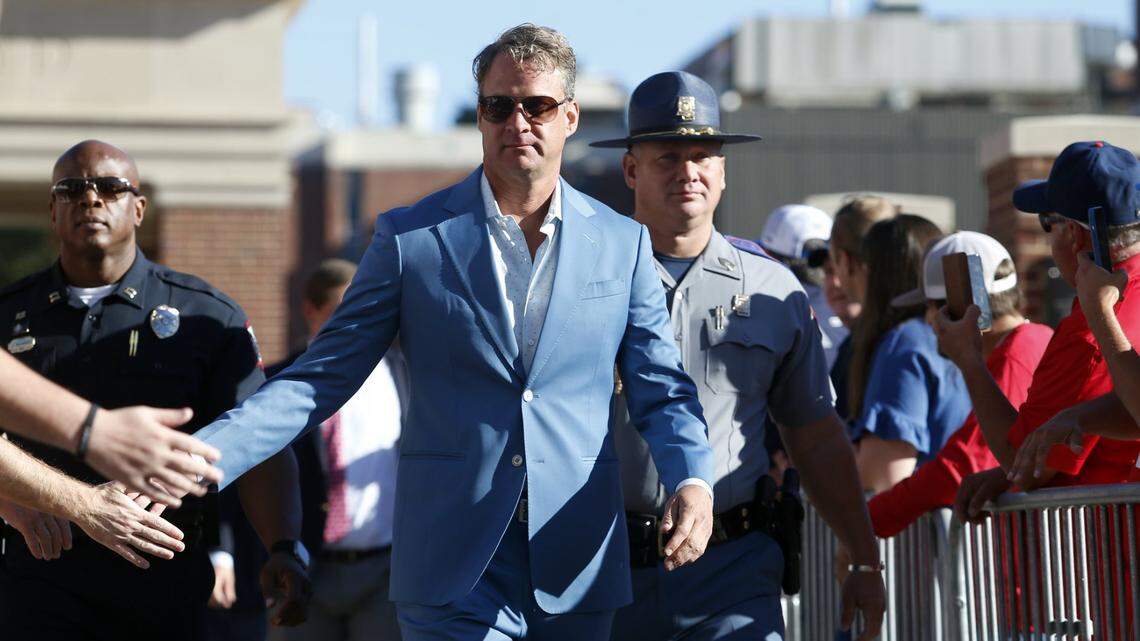 Can Kentucky’s Mark Stoops overcome his ‘heartbreak team’ Saturday at Ole Miss?