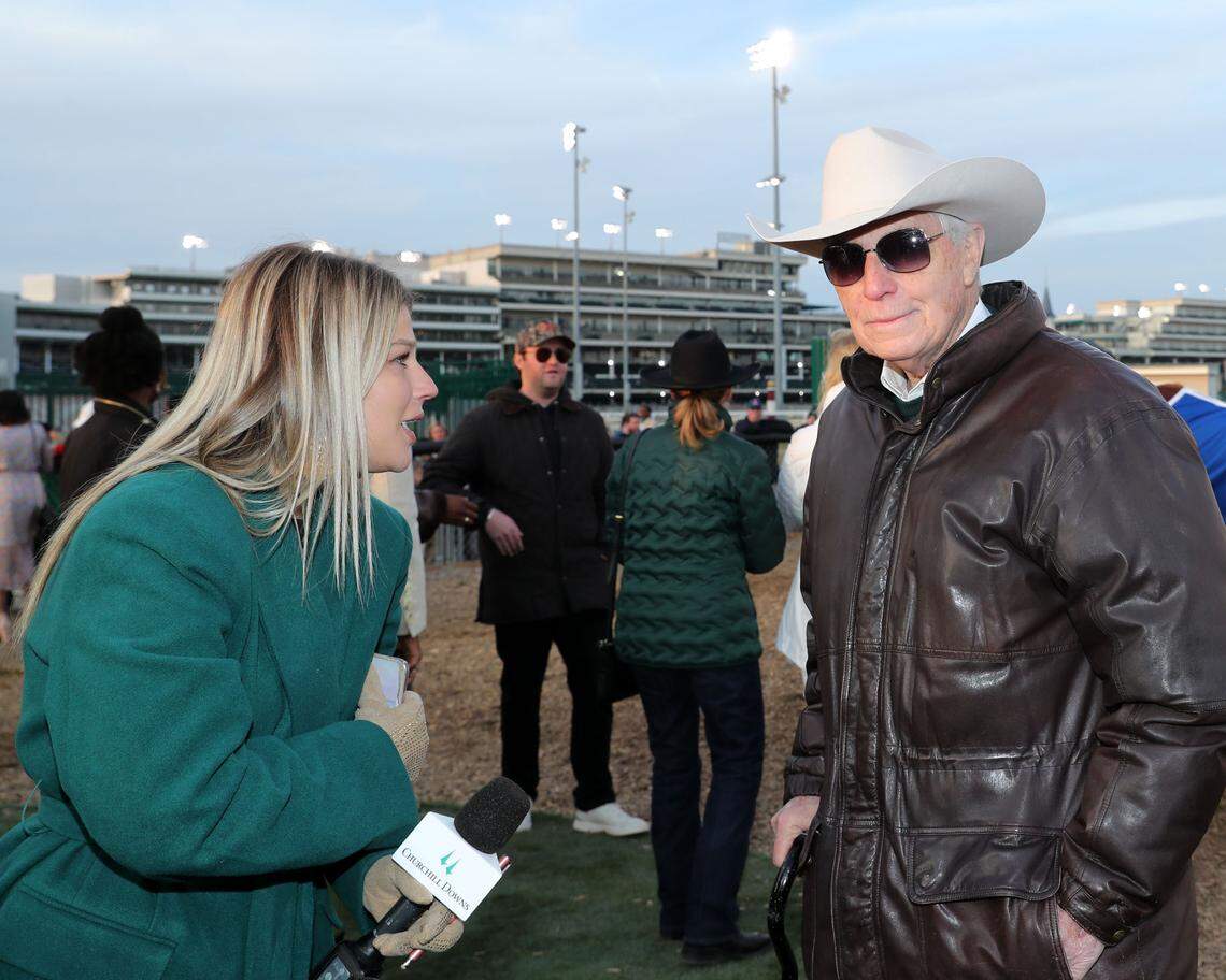 Trainer D. Wayne Lukas, right, has won the Preakness Stakes six times in his illustrious career.
