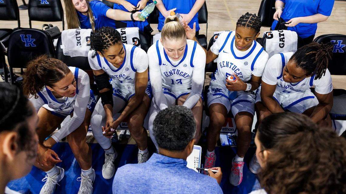 Another single-digit loss, another drop in AP top 25 for the Kentucky Wildcats