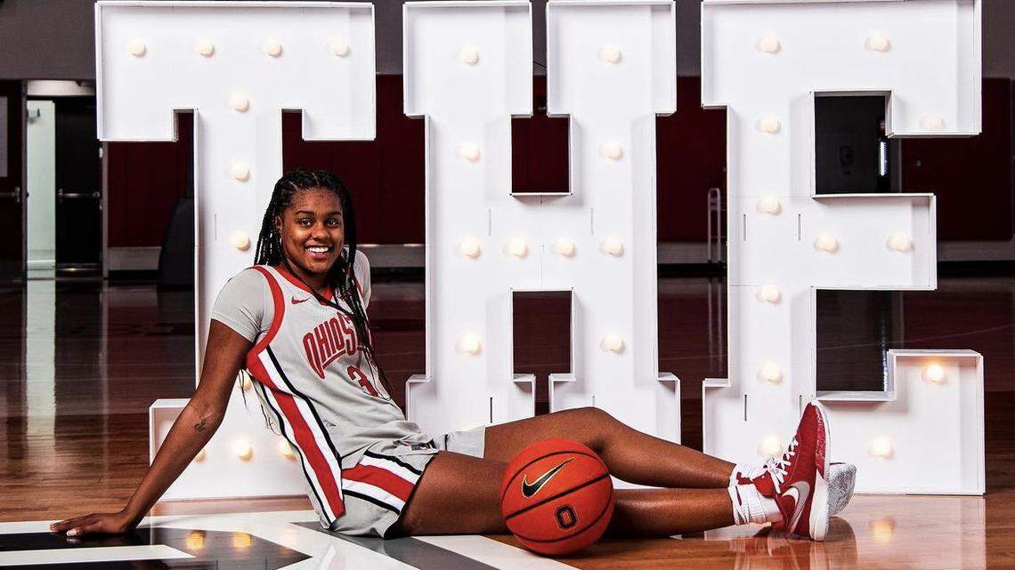 Former Kentucky basketball player Kennedy Cambridge announced via her Instagram on Wednesday that she will play next season for the Ohio State Buckeyes.