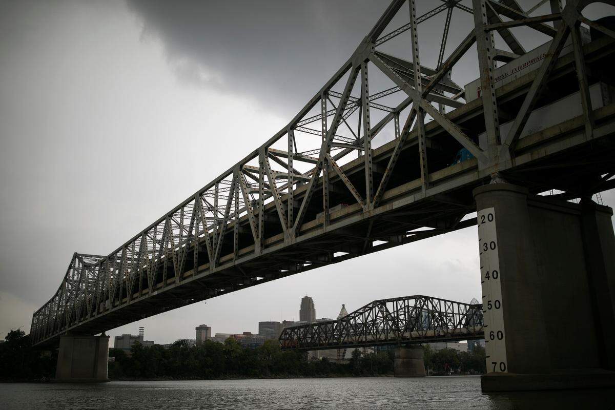The Brent Spence Bridge, a 1960s structure that straddles the border between Ohio and Kentucky, in Cincinnati. President Donald Trump promised to replace the bridge. It is one of the many projects across the country in jeopardy without a federal infrastructure bill.