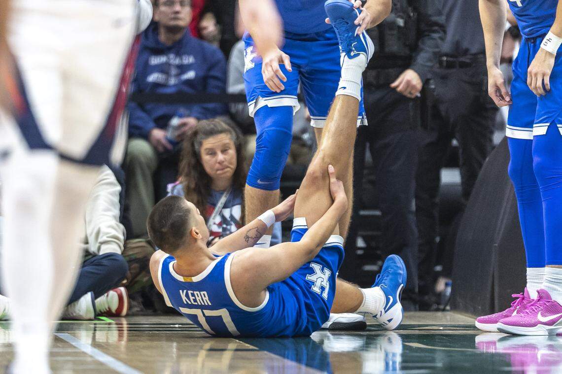 Kentucky guard Kerr Kriisa was helped by the UK training staff after being injured during the team’s win over Gonzaga on Saturday night.