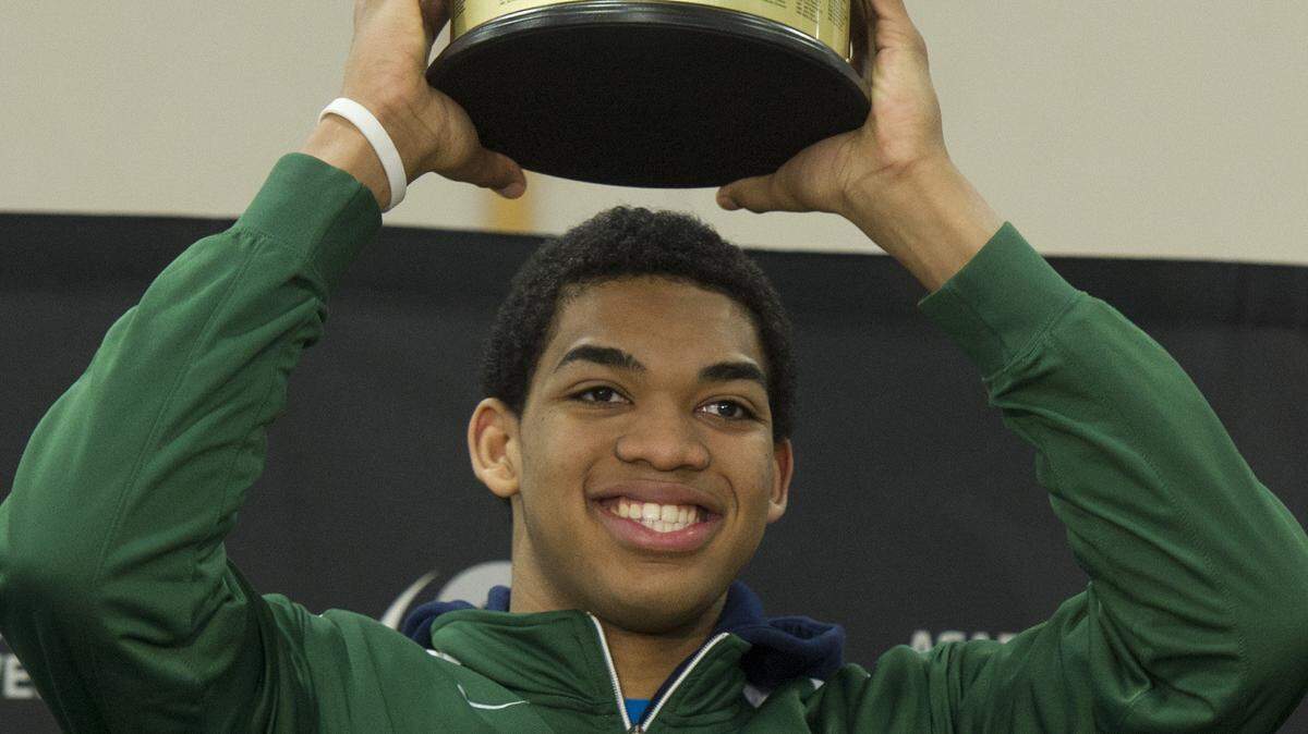 GATORADE NATIONAL BOYS BASKETBALL 1