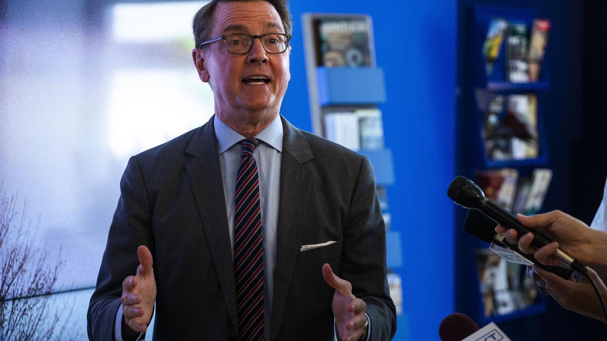 Lexington Mayor Jim Gray
