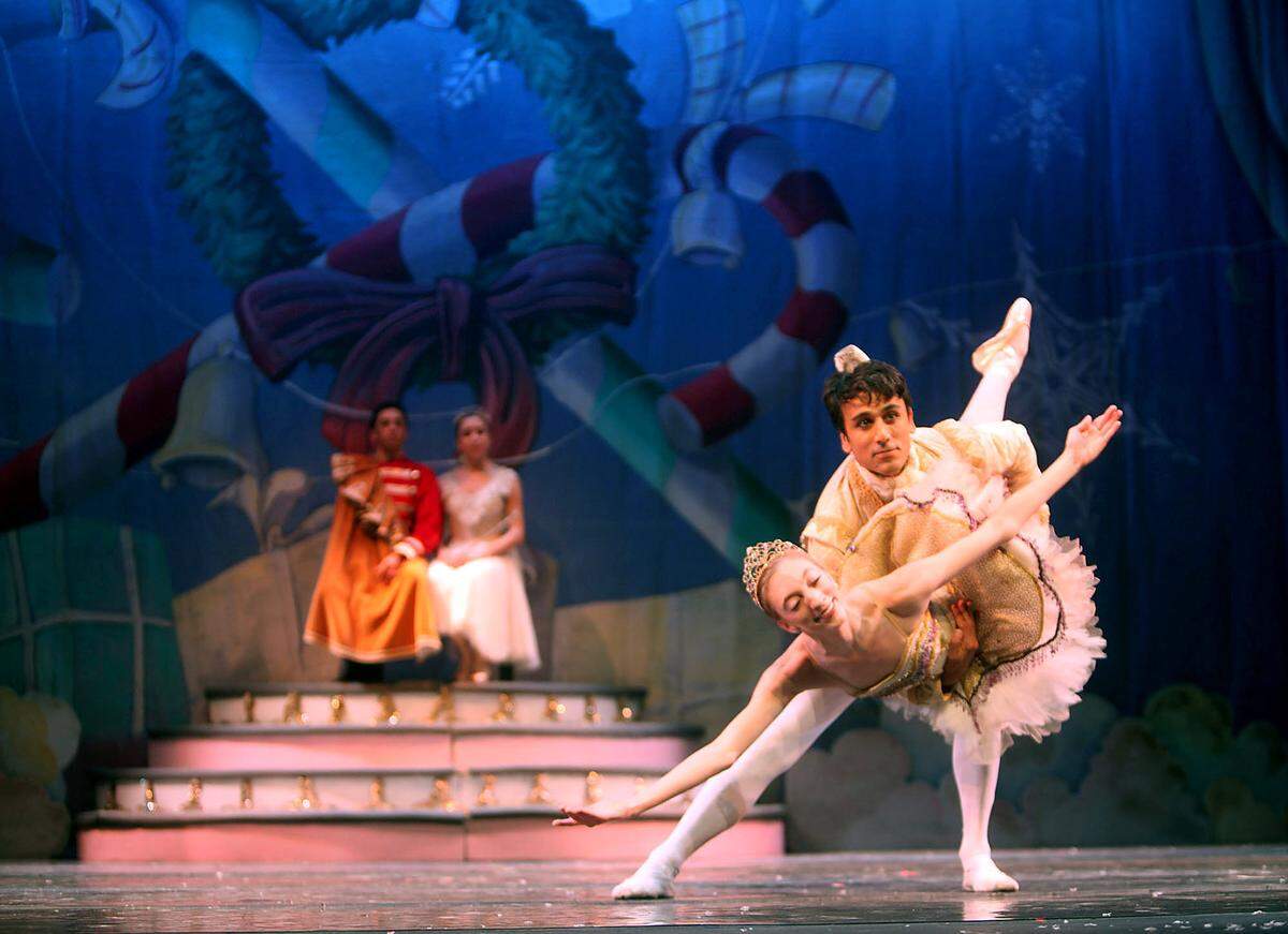 091221dancer