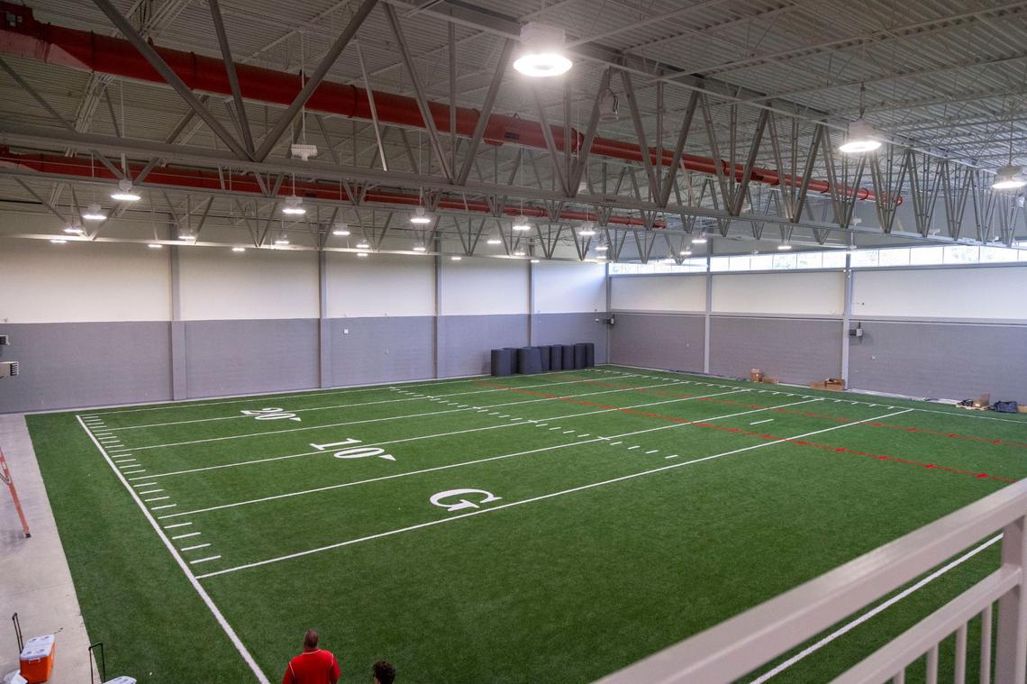 Scott County High School’s new field house totals more than 40,000 square feet and includes a turf area that can be used by multiple teams. This space will also include net partitions for baseball and softball.