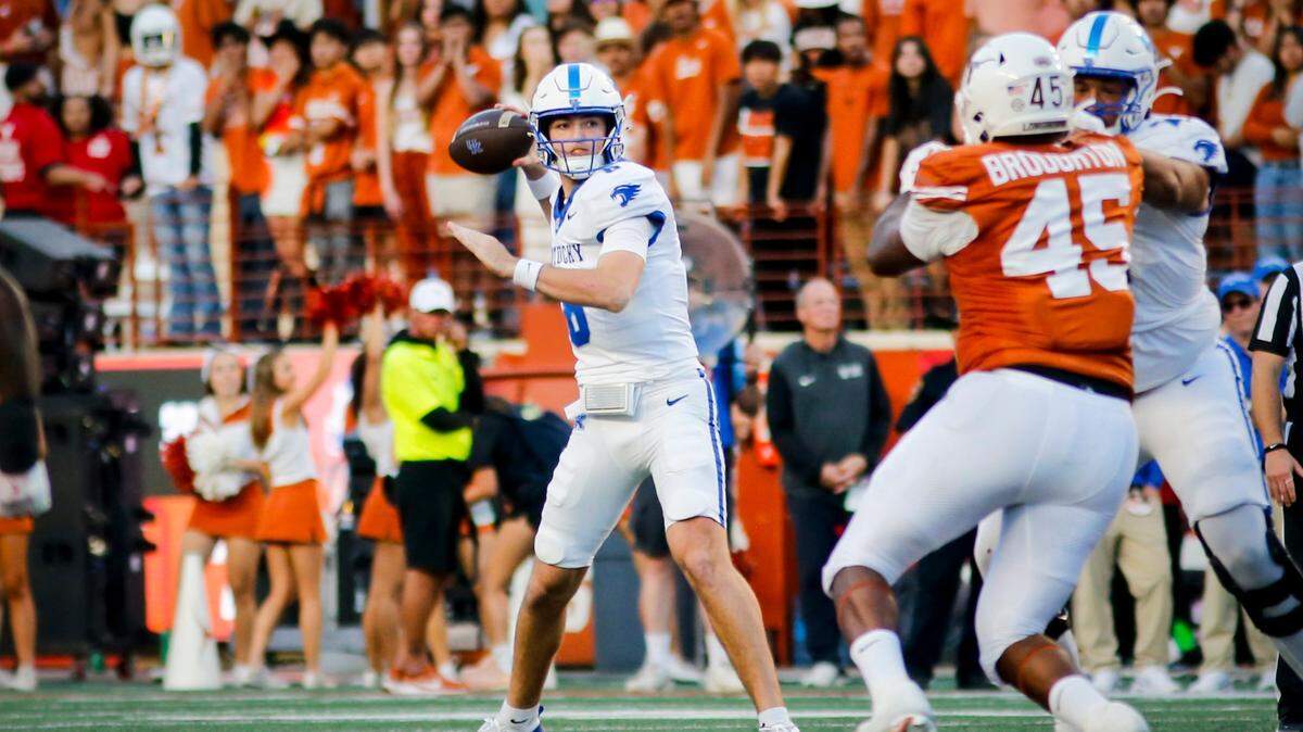 Where to watch and how to follow Saturday’s Kentucky football game vs. Texas