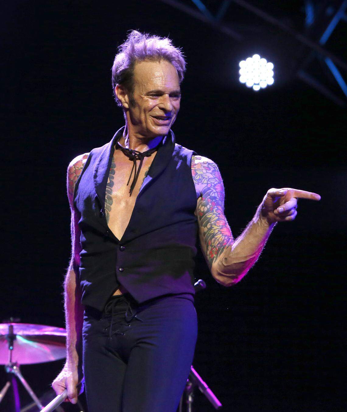 “I didn’t do what I’ve done in search of acceptance,” says David Lee Roth. “An ‘American Idol’ paradigm may compel that thinking, but for me it’s the thrill of invention.