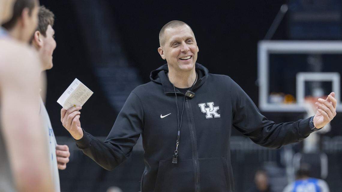 Mark Pope explains Kentucky basketball’s transfer portal strategy for the 2025-26 season