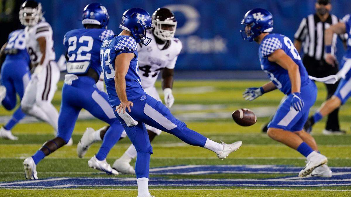 Kentucky playing against Vanderbilt without All-American punter Max Duffy