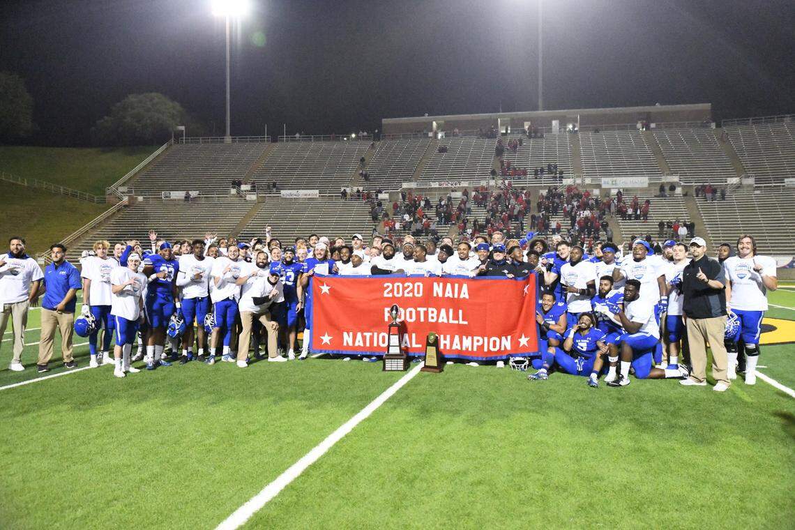 Lindsey Wilson’s football championship is the 15th NAIA team national title won by the Blue Raiders across all sports. LWC has won nine national championships in men’s soccer, four in women’s soccer and one each in volleyball and football.
