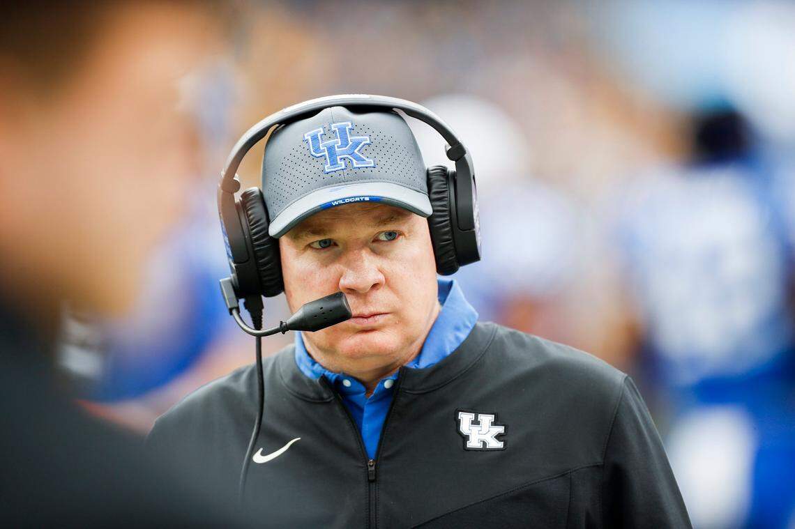 After creating a controversy about Kentucky backers and their need to donate to recruiting collectives with comments on his radio show, UK head man Mark Stoops said, “I love our fans, whether they give one cent, one dollar or a lot of money. It doesn’t matter. I love our fan base.”