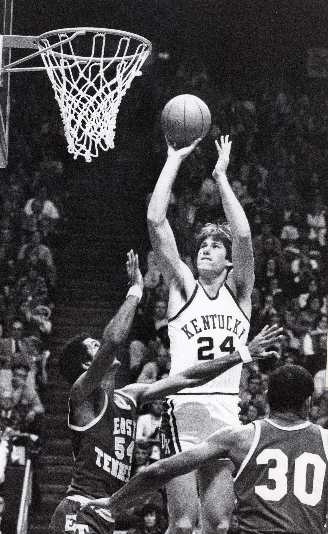 Bret Bearup put up a shot over an East Tennessee State player on Dec. 21, 1984, in Rupp Arena. UK won 69-54.