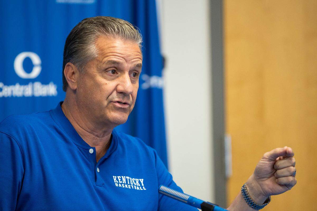 John Calipari will coach his 15th Kentucky men’s basketball team for the first time in the GLOBL JAM this week in Toronto.