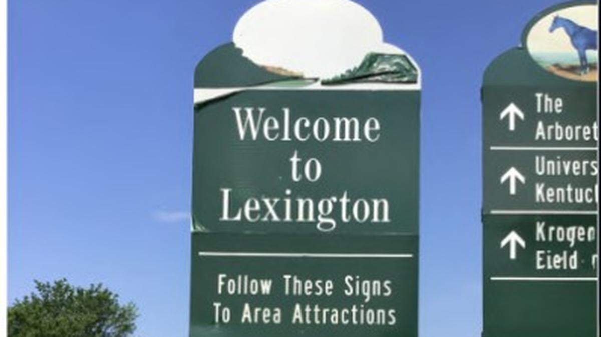 Many of Lexington’s 77 wayfinding signs have fallen into disrepair. The Lexington-Fayette Urban County Council voted Oct. 21, 2025, to spend $55,000 to take the signs down.