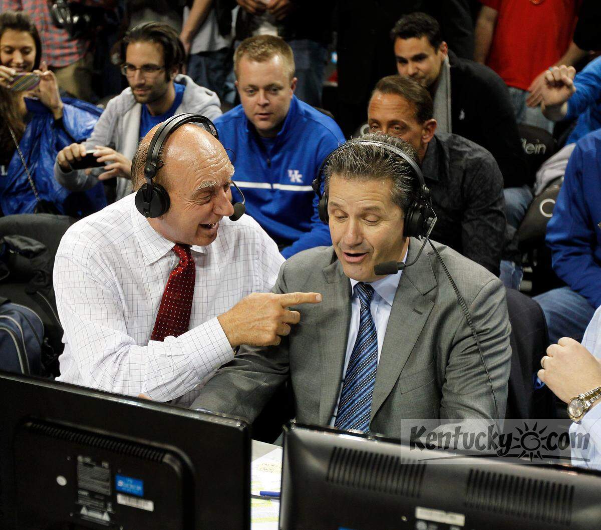 Dick Vitale, left, spoke with Kentucky Coach John Calipari after a game in 2012. Vitale is celebrating the 40th anniversary of his first ESPN broadcast this week.