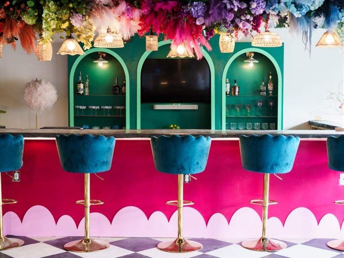 Poppy’s Flower Bar, opening just off Tates Creek Road, lets customers sip on botanical cocktails while they put together bouquets.