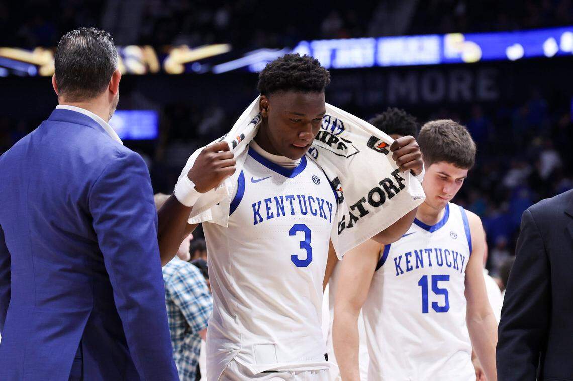 Adou Thiero (3) and Kentucky’s other forwards will have their hands full trying to limit Oakland’s Trey Townsend, the Horizon League’s Player of the Year this season.