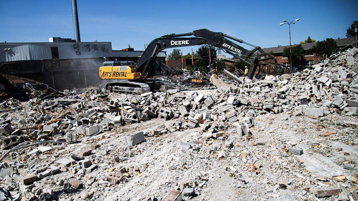 Demolition of the former Kroger at 344 Romany Road makes way for construction of Lexington's newest Publix, which will be located in the city center of the Chevy Chase neighborhood, on September 9, 2025. 