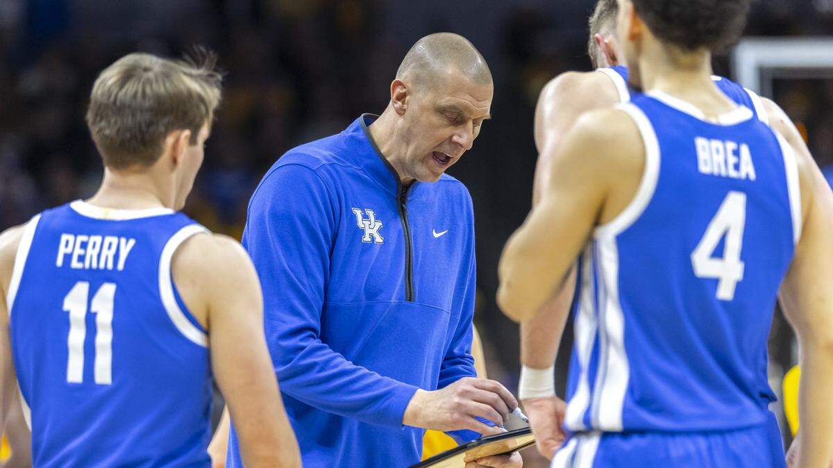 UK basketball finishes regular season with a flourish. Mark Pope recaps win at Missouri