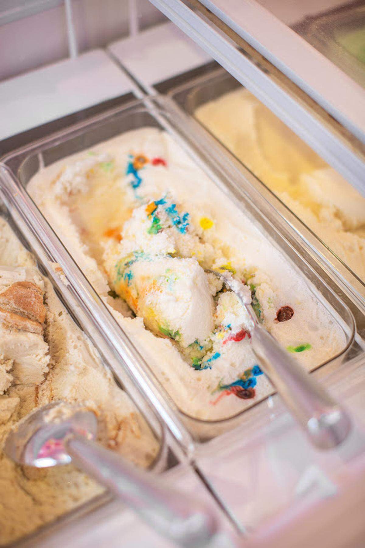 Sptz Gelato has opened a store in Versailles and will be opening on in Georgetown on March 28, serving specialty flavors.