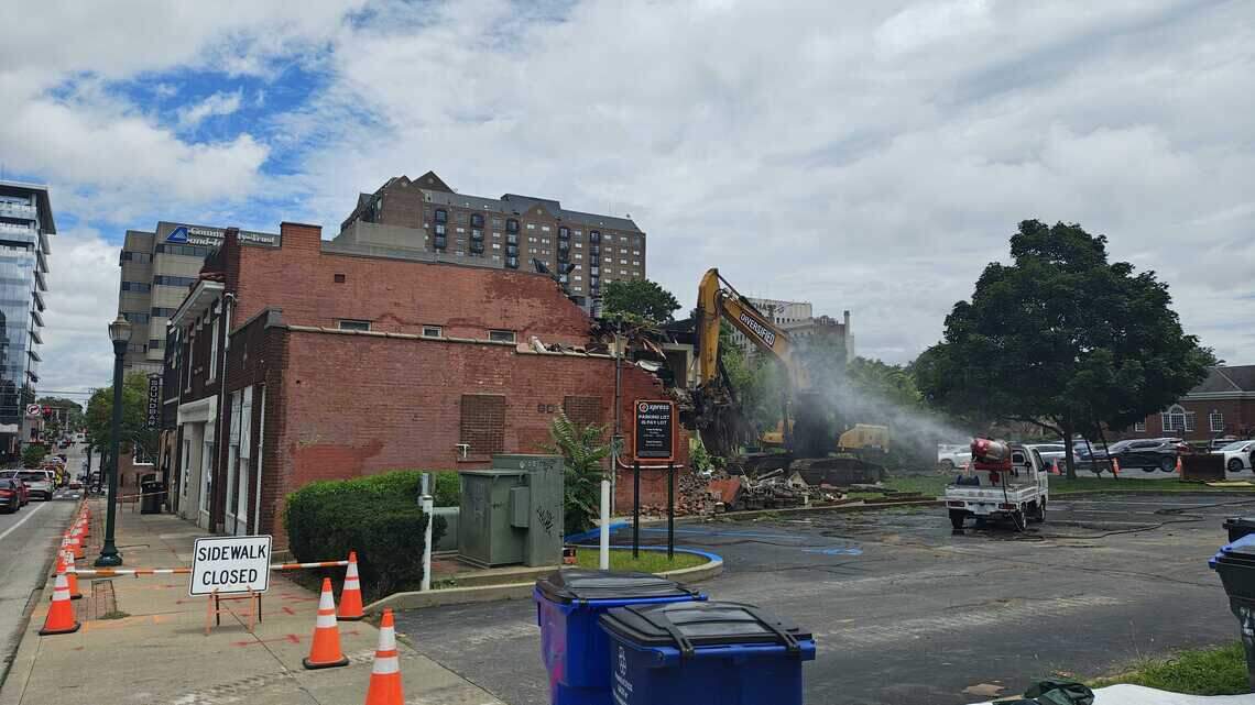 Downtown Lexington church gets OK to demolish Limestone buildings for greenspace