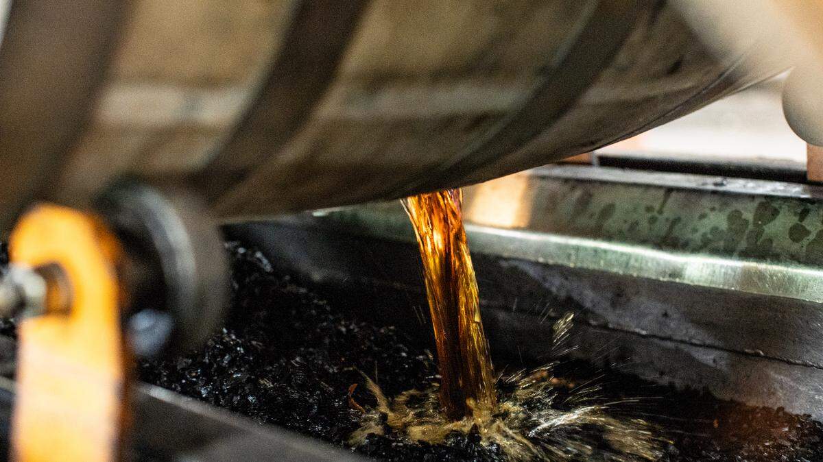“60 Minutes” will air a piece on April 6 on Kentucky’s barrel making industry, a key part of the bourbon aging process.