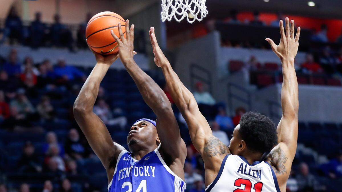 Live updates: Kentucky Wildcats at Ole Miss Rebels college basketball