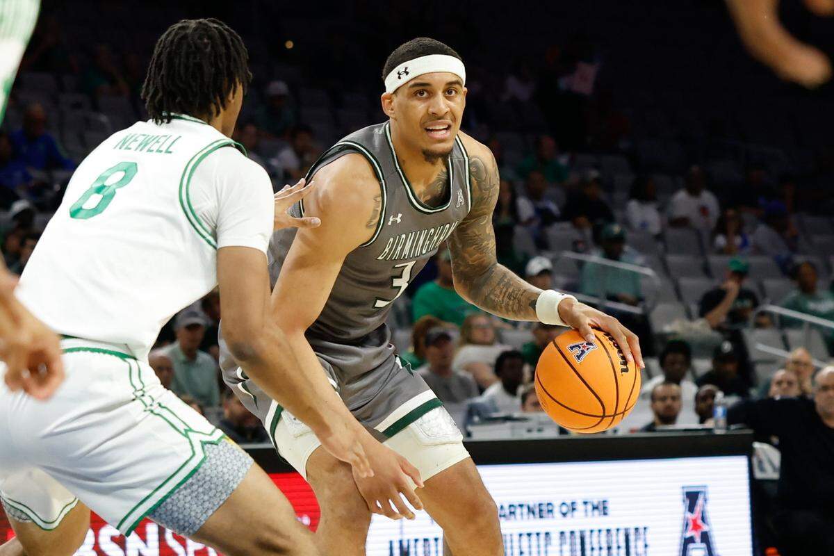 Yaxel Lendeborg was a star player at UAB before transferring to Michigan for the upcoming 2025-26 season.