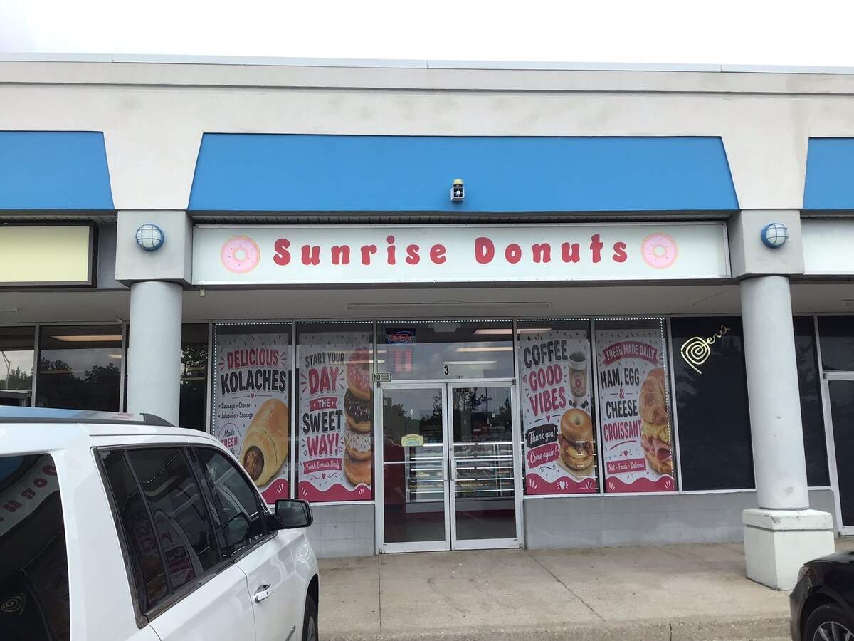 Sunrise Donuts at 565 E. New Circle opened July 7, 2026.