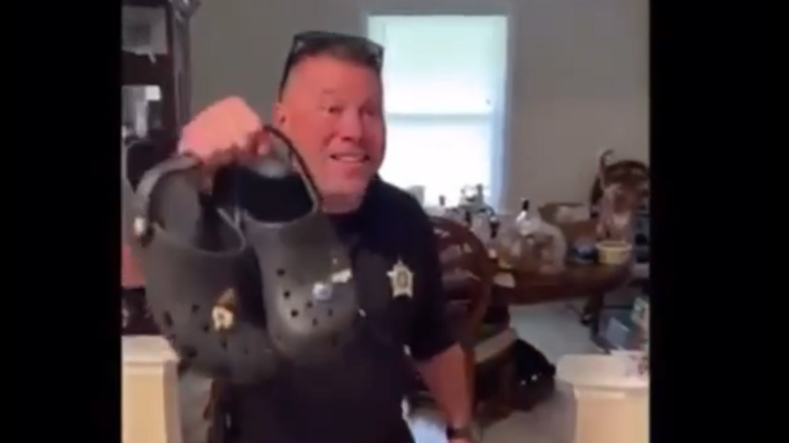 Kentucky deputy suspended over controversial ‘gay Crocs’ TikTok video is out