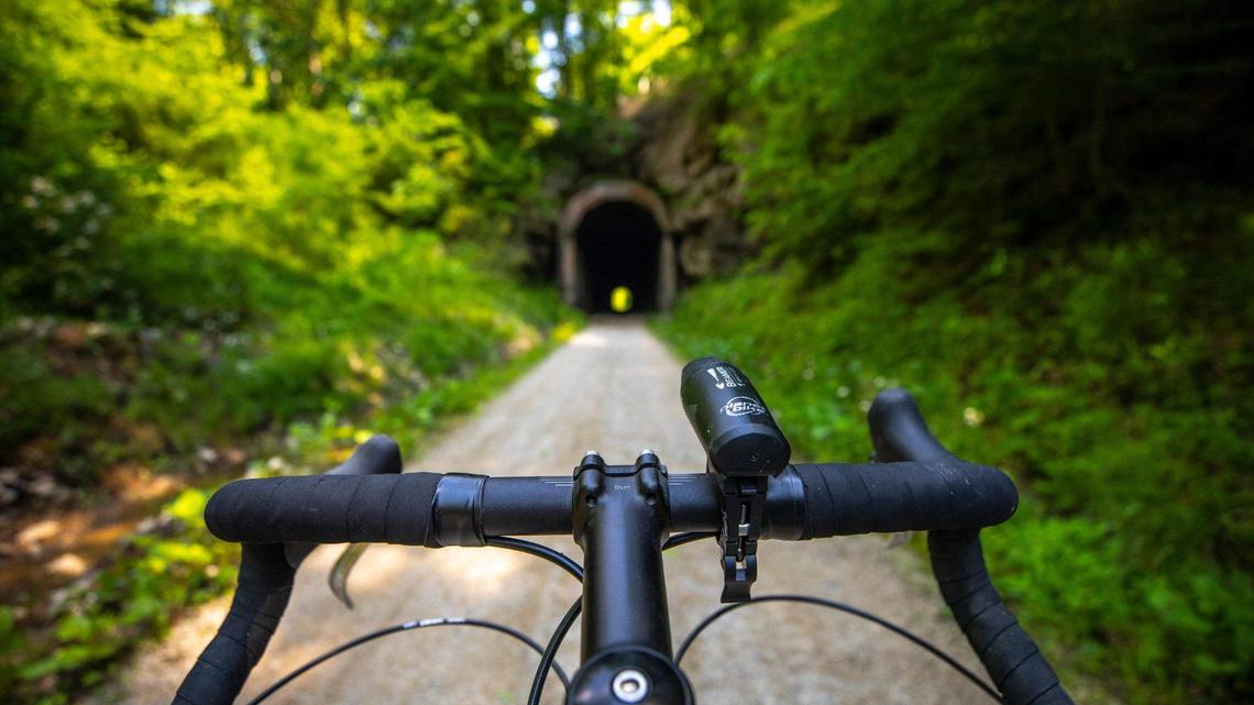 Ditching the car to cycle around Central Kentucky? Tips on how, where to get started.