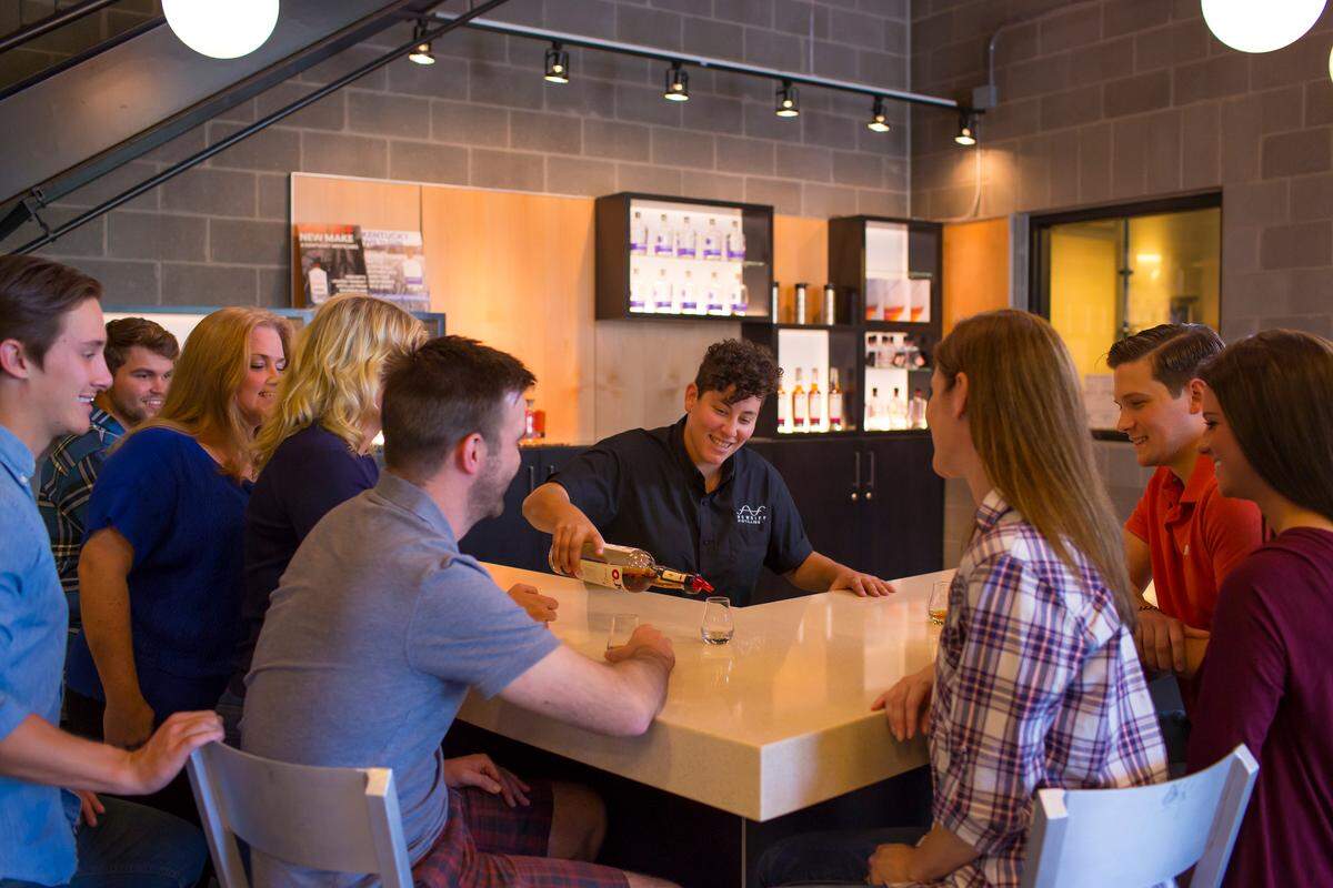New Riff Tasting Room