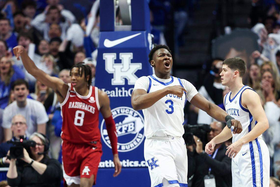 Adou Thiero and the Kentucky Wildcats notched wins over Arkansas and Mississippi State last week.
